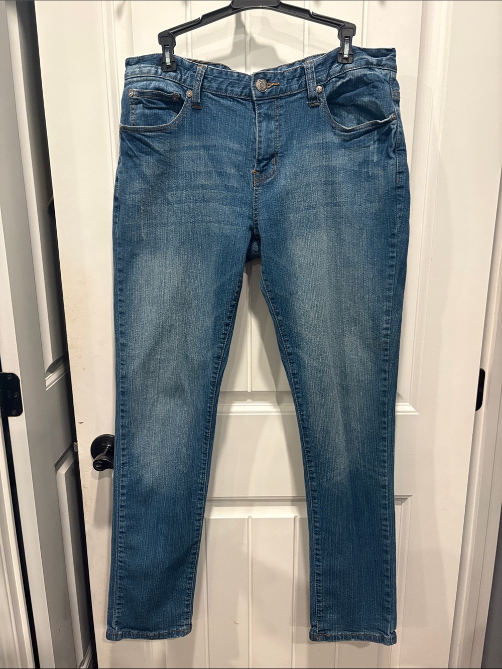 Classic men’s Carbon 34/32 Blue Denim Jeans
